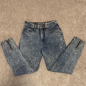 JORDACHE VINTAGE TAPERED Blue Denim Jeans with Ankle Zipper Details
